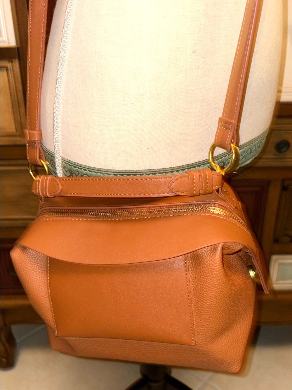 Classic Tan Leather Crossbody Bag with Gold Hardware